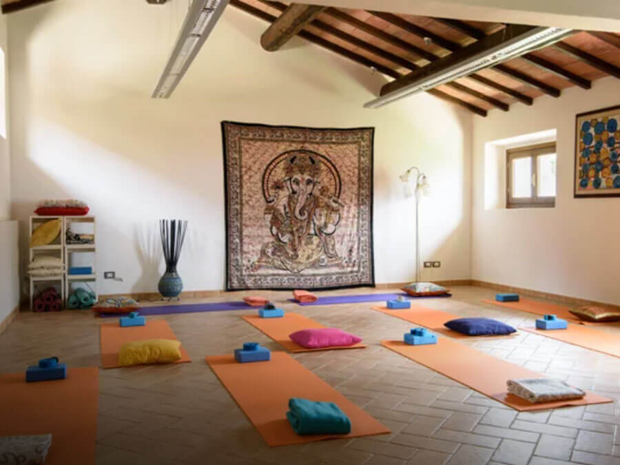 10 Best Yoga Retreats in Italy