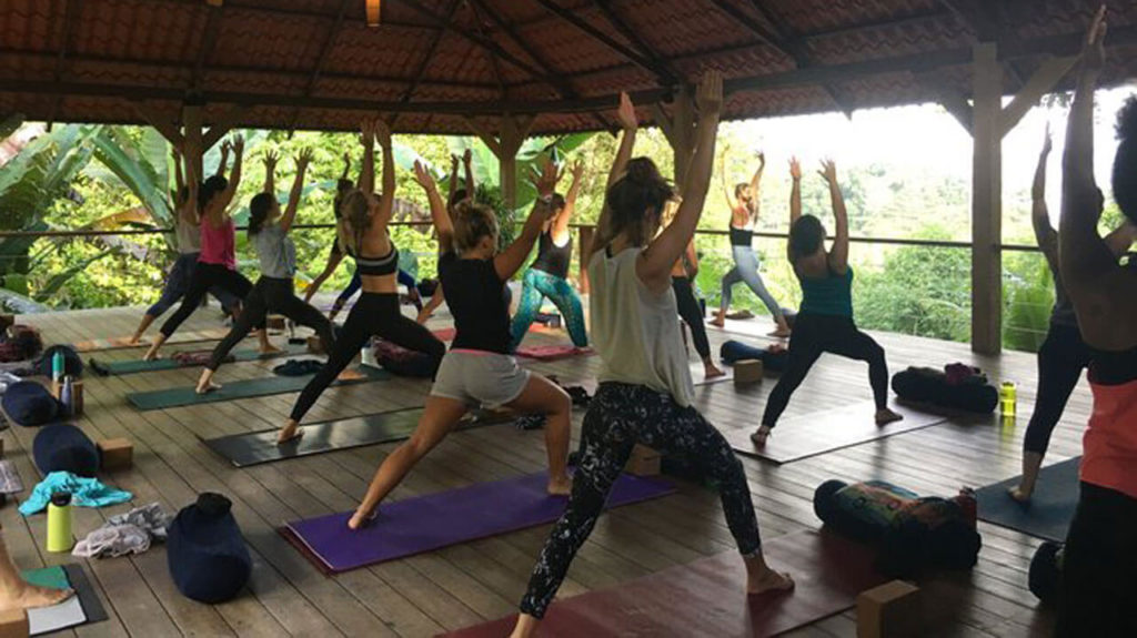 8 Best Yoga Teacher Training in Costa Rica Taylor's Tracks